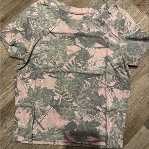 PacSun Pink and Green Camo Short Sleeve Tee